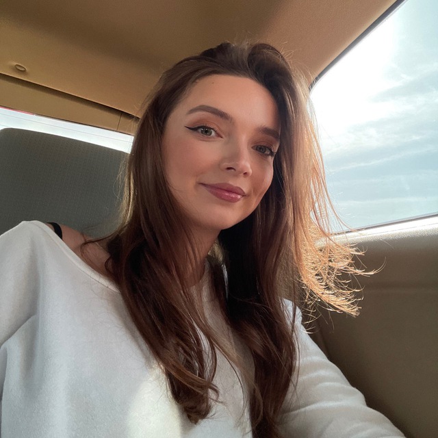 Аватар канала Zlata | community 🤍✨