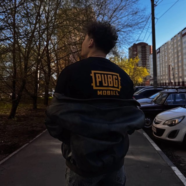 Аватар канала 𝐑𝐀𝐍𝐃𝐈𝐑