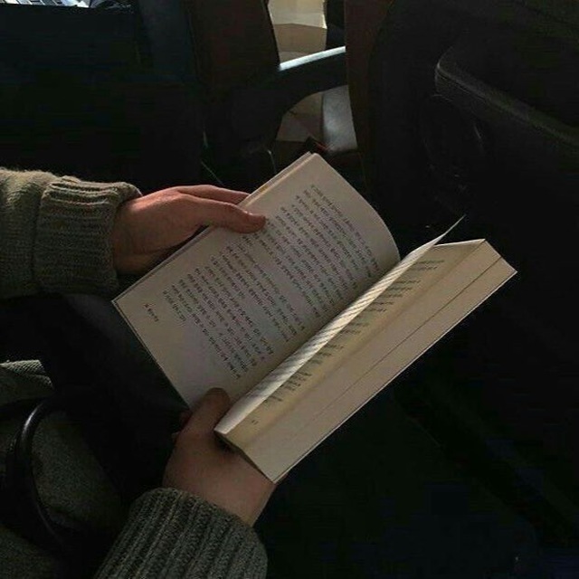Аватар канала Отрывки из книг.