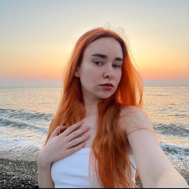 Аватар канала ева флос про книги📚