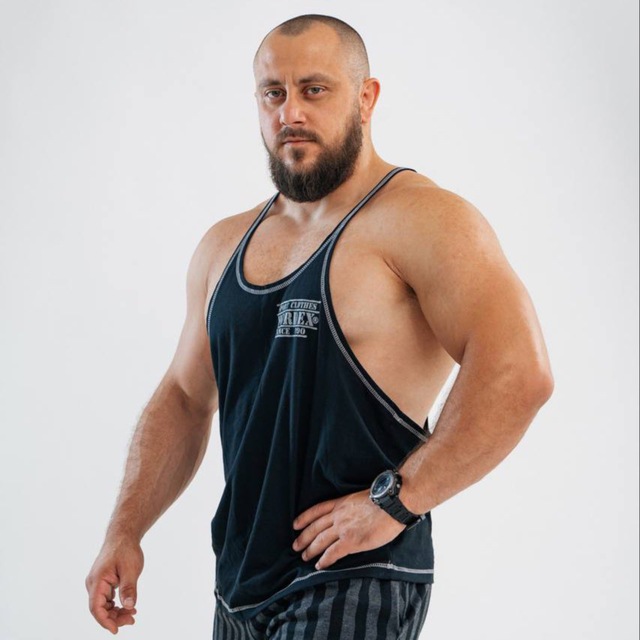 Аватар канала ОНЛАЙН ТРЕНЕР ЛЕНУР💪