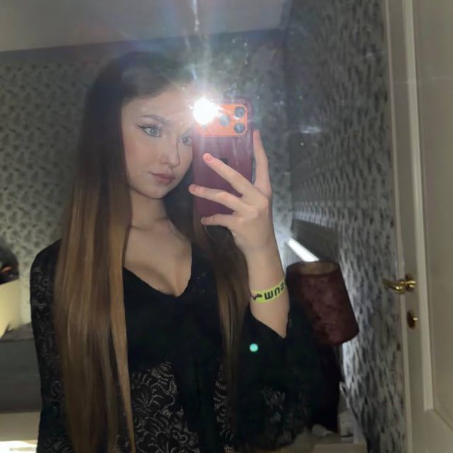 Аватар канала 𝒅.𝒅𝒂𝒔𝒉𝒌𝒊𝒏𝒔🎀🤍