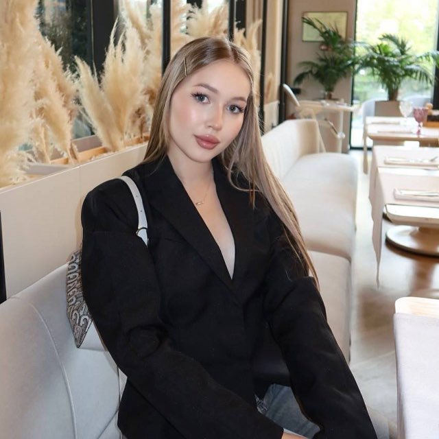 Аватар канала Влада здесь👁️