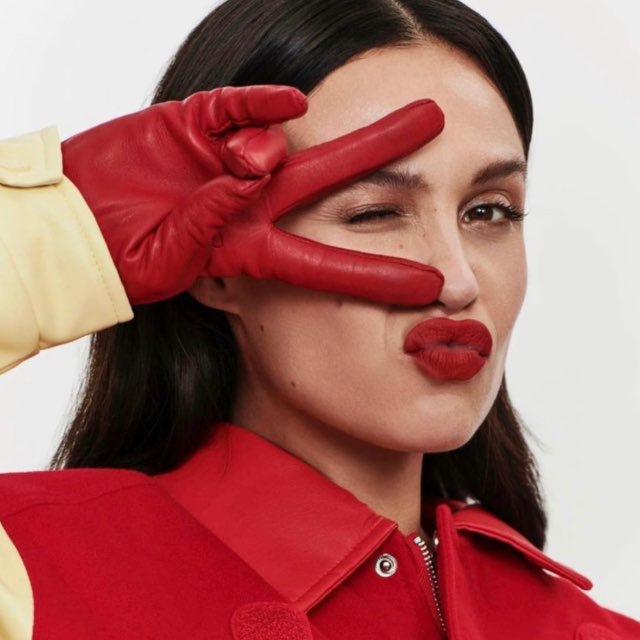Аватар канала горькая Prada