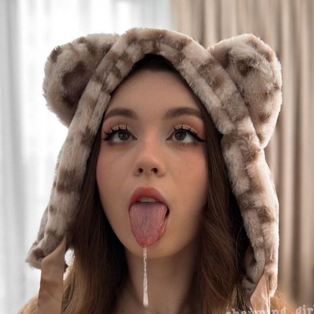 Аватар канала 18+ Charming Girl slivblog.net