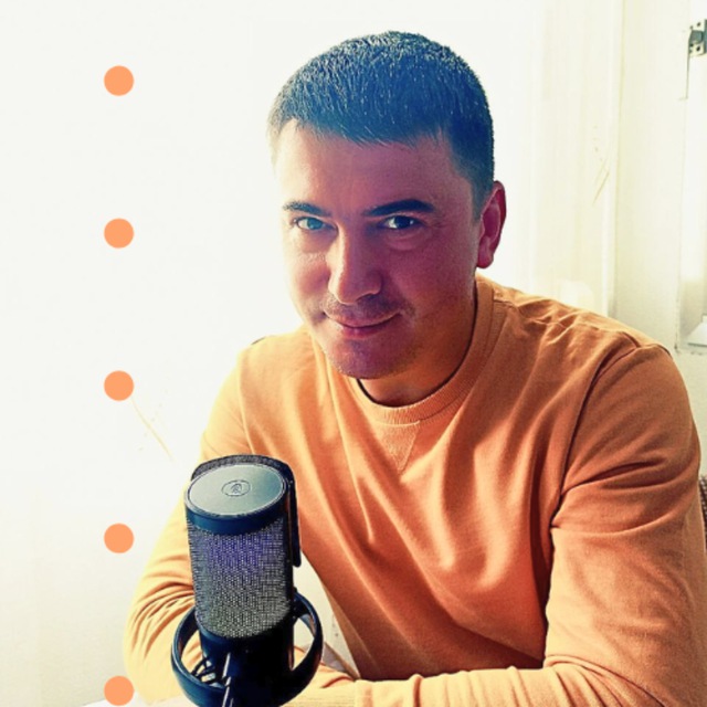 Аватар канала У микрофона Константин Коновалов. АУДИОКНИГА КАЖДЫЙ ВЕЧЕР
