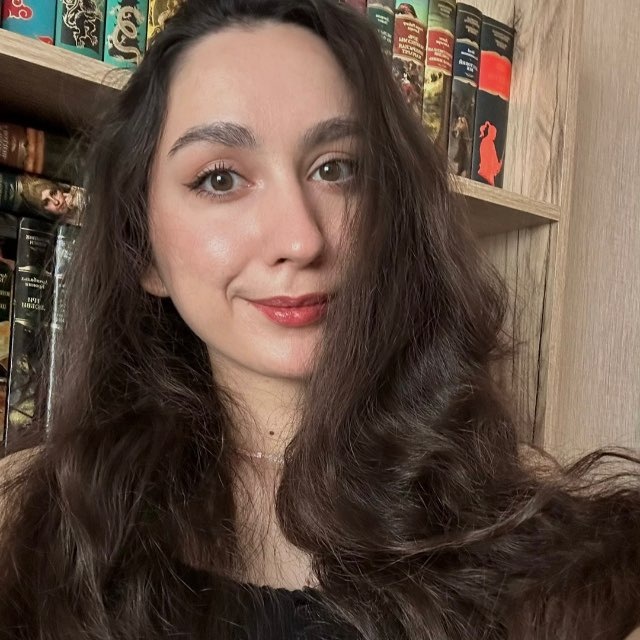 Аватар канала рина потерялась в библиотеке 📚