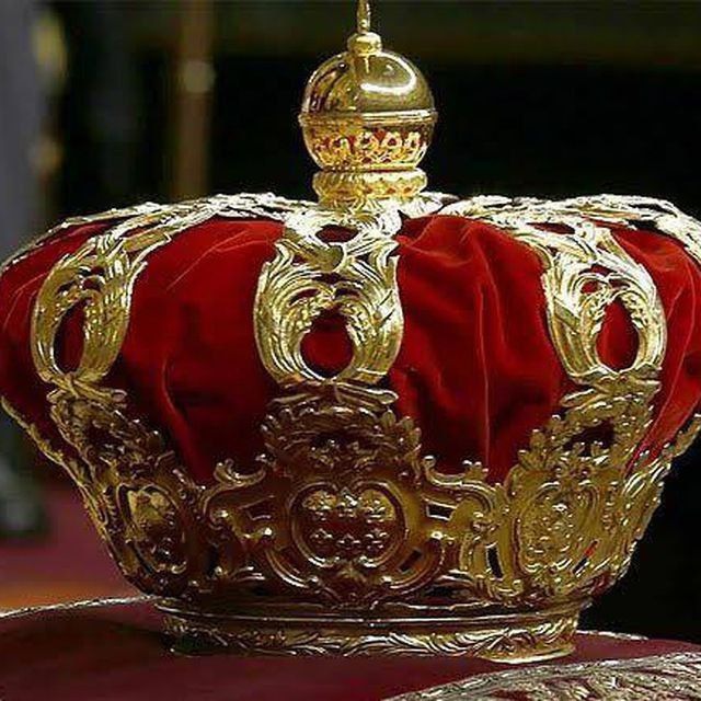 Аватар канала 𝕃𝕚𝕤𝕥𝕒 𝕘𝕒𝕪 𝕞𝕠𝕟𝕒𝕣𝕔𝕙𝕪🌹