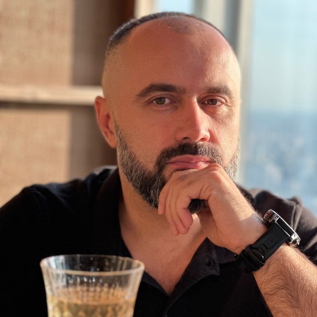 Аватар канала Пойми его в отношениях | Психолог Роман Чернов
