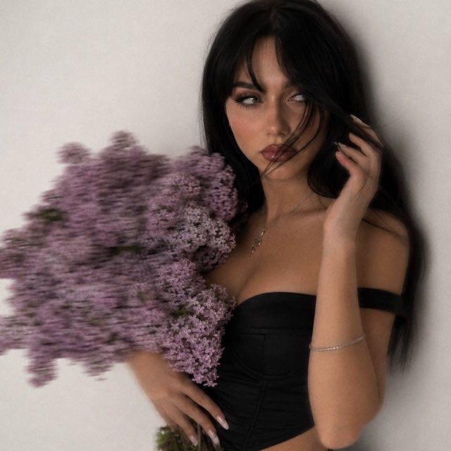 Аватар канала 𝑫 𝑨 𝑹 𝑰 𝑲 𝑶 𝑺 𝑯 𝑲 𝑨 | 𝑷 𝑹 𝑶 𝑴 𝑷 𝑻 𝑺 👑