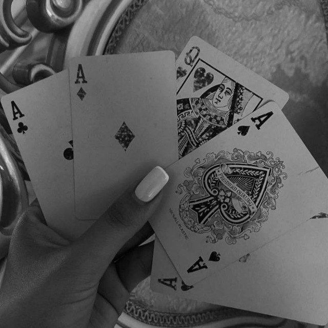Аватар канала 🔮🪬Рᴏʍᴀни | Гᴀдᴀния🪬🔮