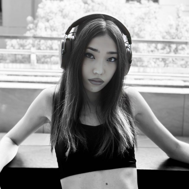 Adelya Yan