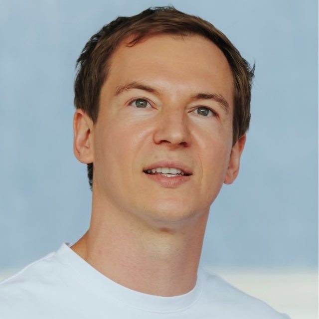 Аватар канала Stepan Inyutochkin | Build. Grow. Lead.