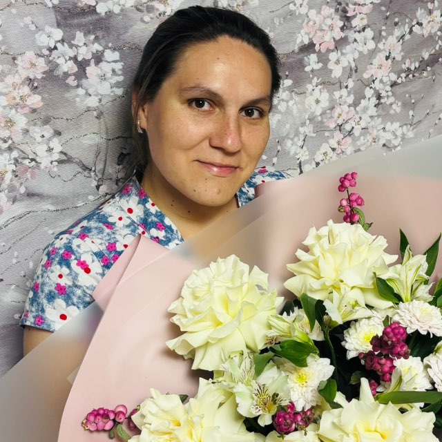 Аватар канала DINA MINNEBAEVA