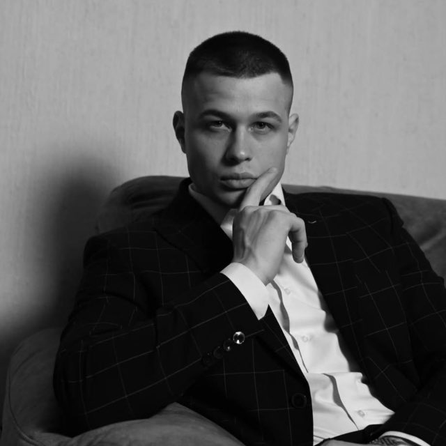 Аватар канала Александр Круглов 💰