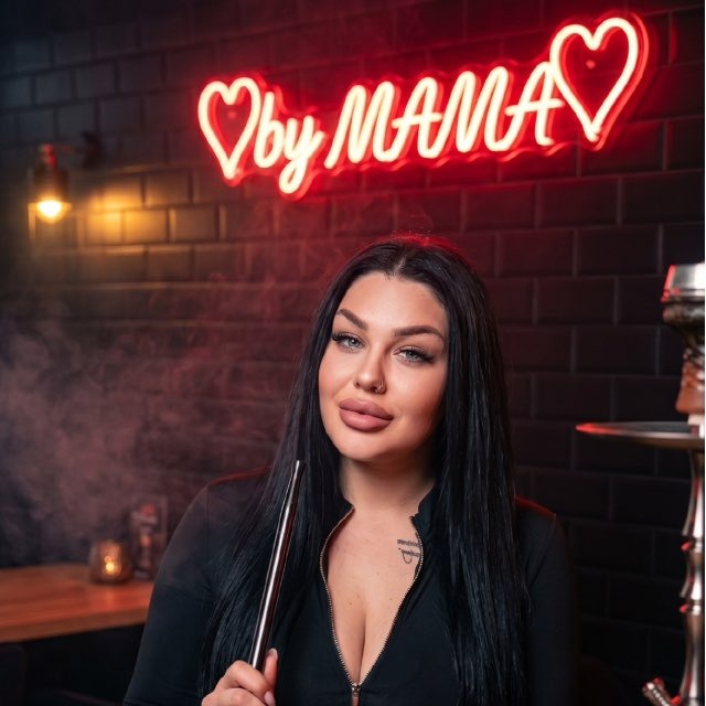 Аватар канала 🖤𝓫𝔂 𝓜𝓐𝓜𝓐 🖤