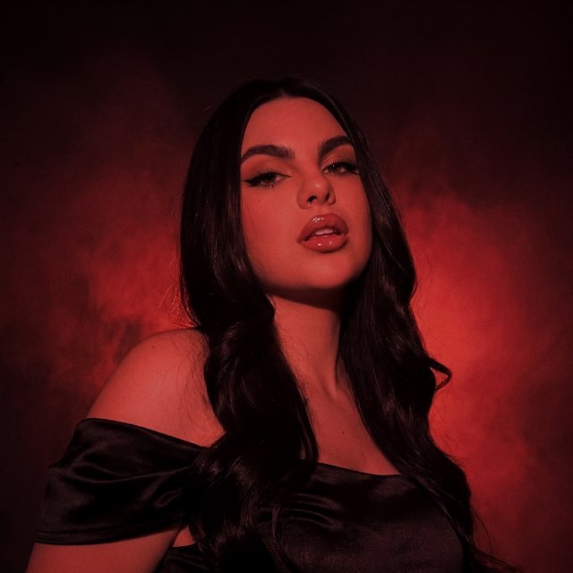 Аватар канала 𝐕.𝐍𝐄𝐈𝐑𝐎 𝐏𝐑𝐎𝐌𝐏𝐓🌸