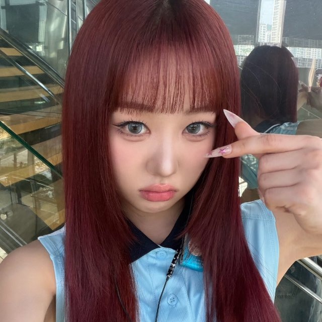 Аватар канала 이월 ♡⸜