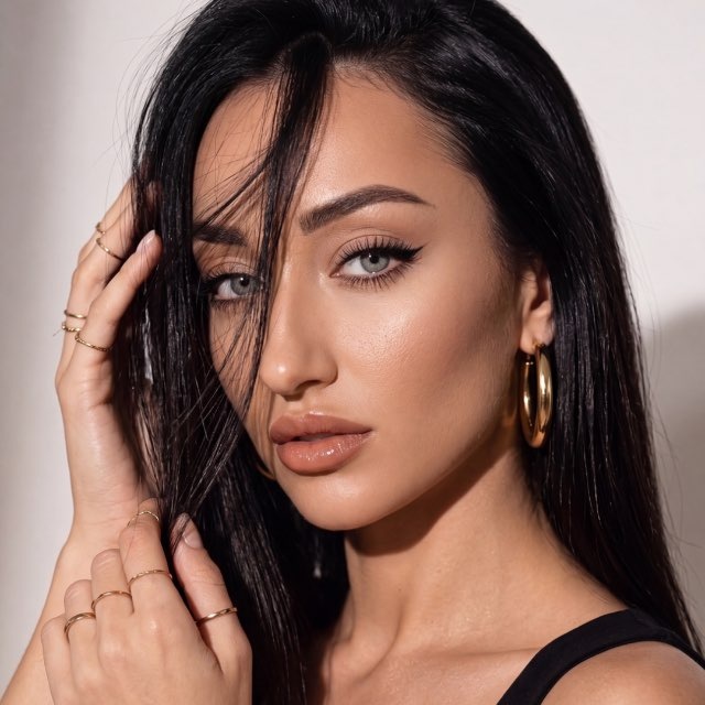 Аватар канала ✨MILENS • AI Creator✨