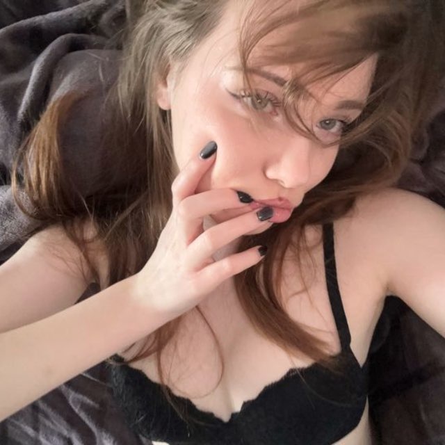 Аватар канала ХОРНИ НЕФОРШИ 18+